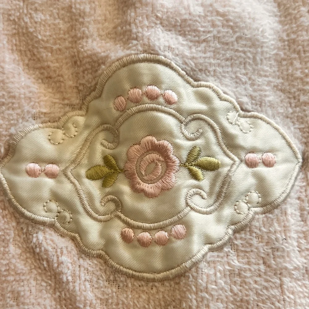 N/A soft pink